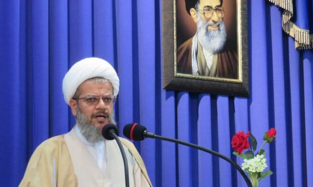 سخنان حجت الاسلام والمسلمین رستمیان، امام جمعه دامغان، در مراسم راهپیمایی ۱۳ آبان سخنان حجت الاسلام والمسلمین رستمیان، امام جمعه دامغان، در مراسم راهپیمایی ۱۳ آبان