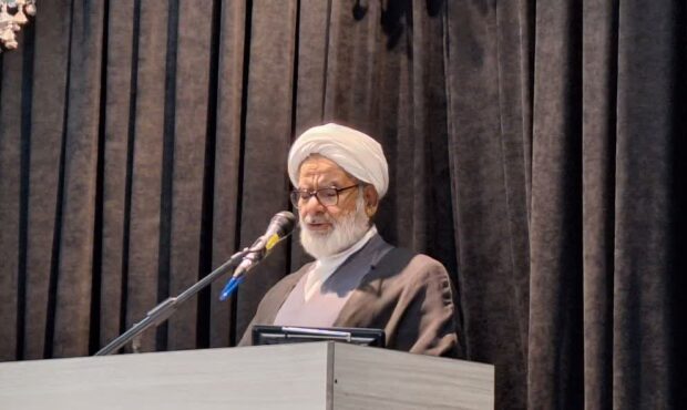 اساس اعتبار جامعه نهاد مقدس خانواده است