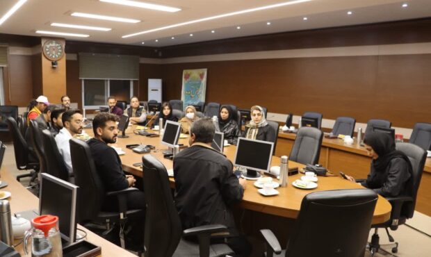 اصحاب هنردر ایده پردازی شهری پیشگام باشند.