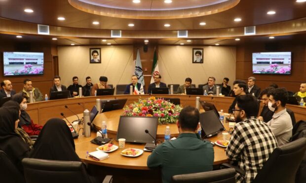 پرسش و پاسخ و طرح دغدغه‌های دانشجویی