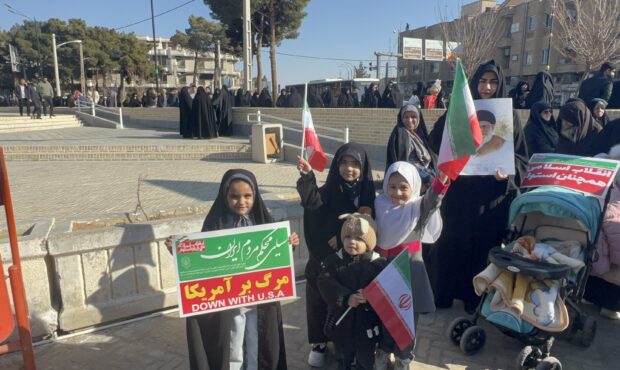 خروش مردم انقلابی دامغان در پی اقدامات خرابکارانه و تروریستی خروش مردم انقلابی دامغان در پی اقدامات خرابکارانه و تروریستی