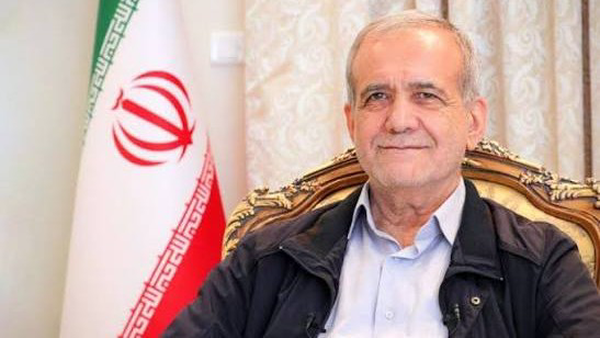 قدردانی پزشکیان از پرستاری که در حمله دشمن، ناجی ۳ نوزاد شد