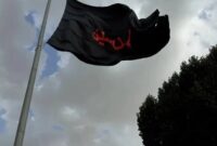 شب‌های اقتدار دامغان رنگ و بوی حسینی گرفت؛ اهتزاز پرچم عزای سیدالشهدا(ع) در آستانه ماه محرم