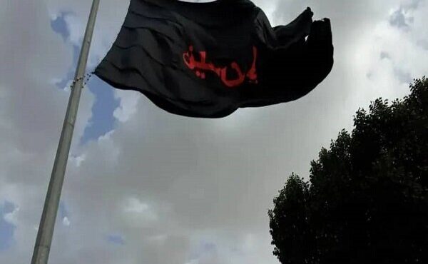 شبهای اقتدار دامغان رنگ و بوی حسینی گرفت؛ اهتزاز پرچم عزای سیدالشهدا(ع) در آستانه ماه محرم شبهای اقتدار دامغان رنگ و بوی حسینی گرفت؛ اهتزاز پرچم عزای سیدالشهدا(ع) در آستانه ماه محرم