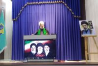 امام جمعه دامغان: ” استکبار و ظلم ستیزی قله پیام عاشورا است. “