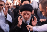 چه کسی بر پیکر امام شهید در نجف نماز خواند؟