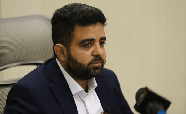 العبادی: عربستان بهای تجاوز به حشدالشعبی را با خون خواهد پرداخت العبادی: عربستان بهای تجاوز به حشدالشعبی را با خون خواهد پرداخت