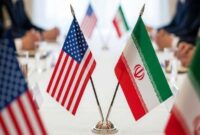 مذاکره، خیانت نیست؛ بی‌خبری مردم مسئله است