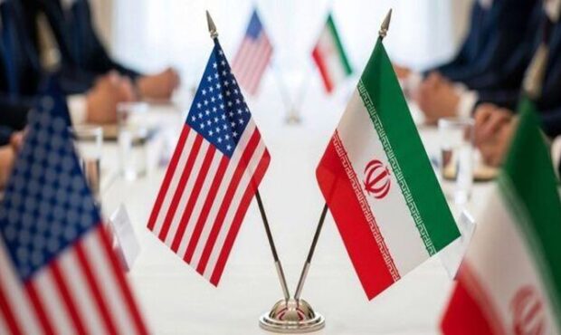 مذاکره، خیانت نیست؛ بی‌خبری مردم مسئله است